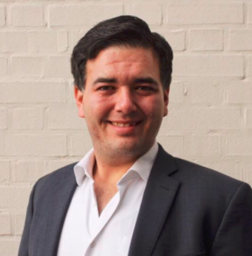 Damian Arias Executive Vice Chair Damian Arias is a graduate from the University of West Florida where he studied political science and communications. He first started in the political arena as an intern for Florida State Representative Clay Ingram (R-FL01). He would later do fieldwork on the Romney-Ryan 2012 presidential campaign. After the presidential campaign, he was offered an internship in the highly competitive Leadership Institute program as a social media intern. After his internship, he was hired on as a Lead Digital Copywriter for the 2016 election cycle at the National Republican Congressional Committee (NRCC). In this role, he was responsible for writing all the digital copy with a focus on email fundraising. After the 2016 election, Damian was promoted to Digital Strategist for the 2018 cycle. Together with the Deputy Digital Director, he helped develop and execute a national fundraising digital strategy that broke every fundraising record from previous cycles. In addition, he worked with multiple Republican congressional campaigns to launch and organize their own email marketing program.