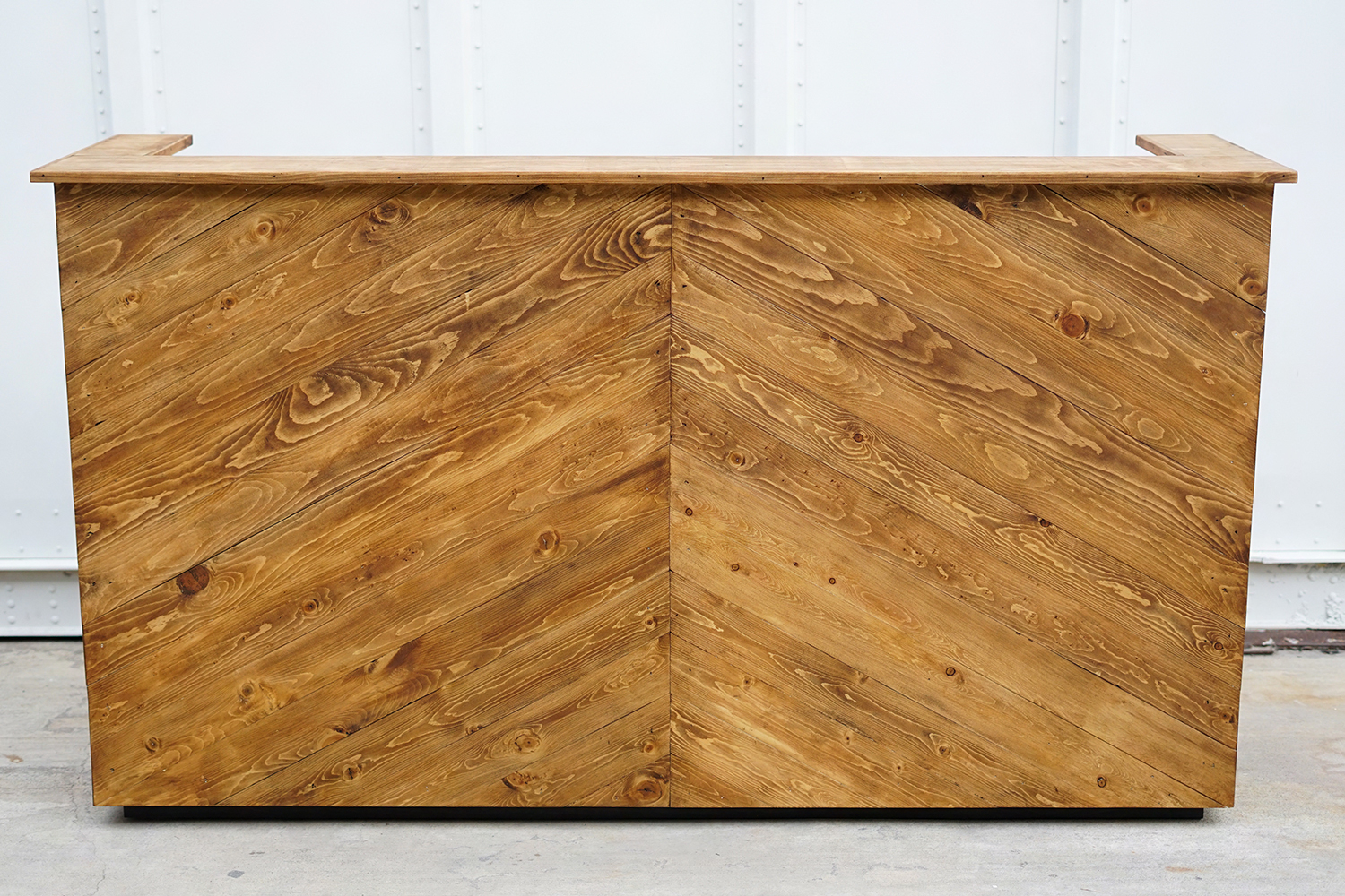 Bar-03786-C.jpg