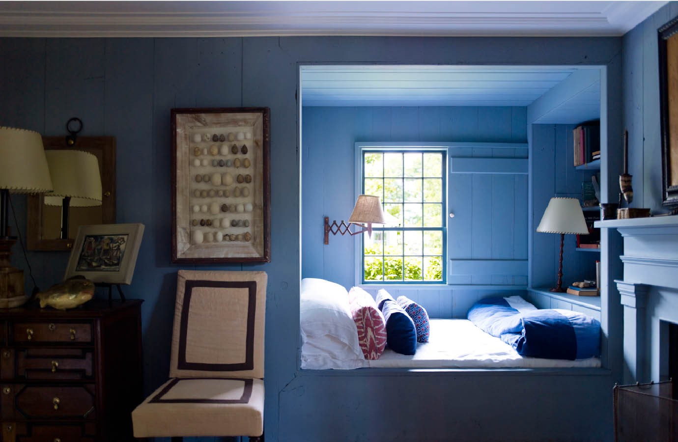 He’s the master of cozy niches, too. Is that an EGG collection on the wall? Amazing.