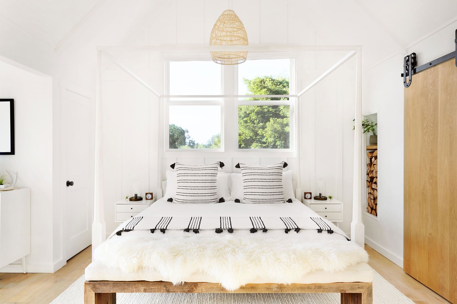 Farmhouse_Arch_12_withBench.jpg