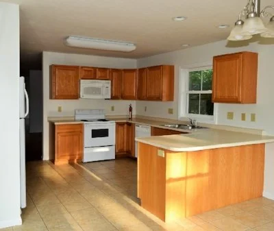 503 Kitchen.jpg