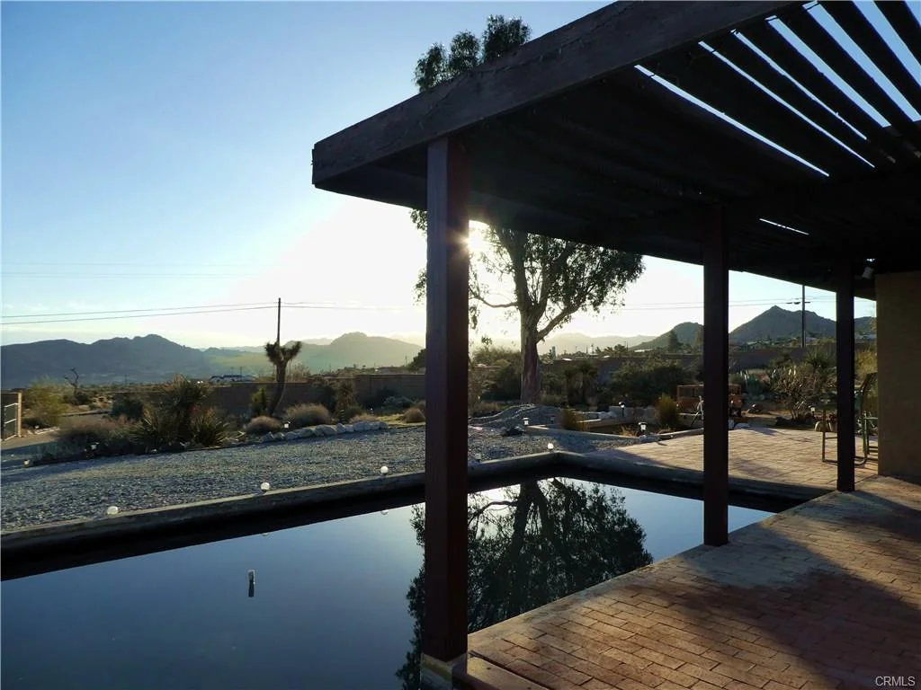 Sunny Vista11.jpg
