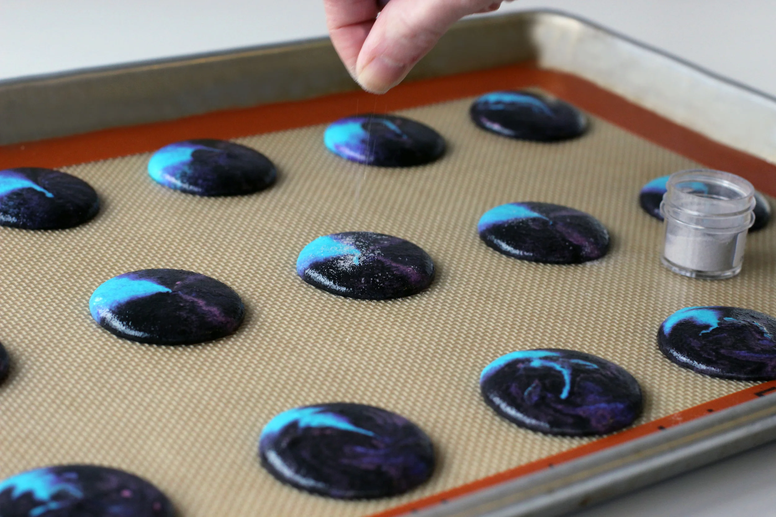 Step 4: Garnish macarons with glitter (optional).