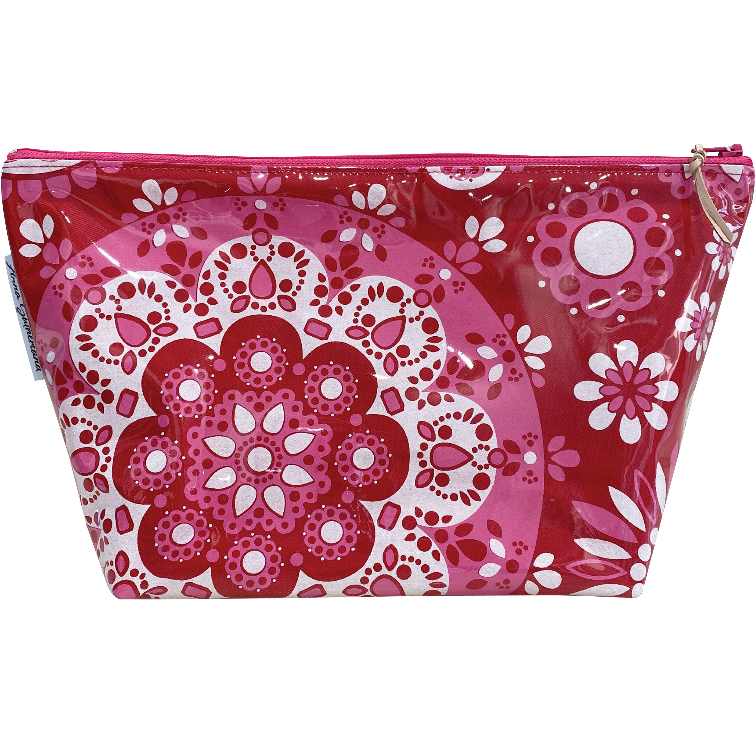 Red New Toiletry Bag-01.jpg
