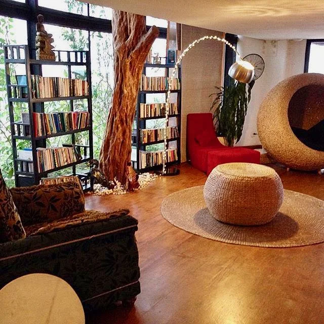 library-penthouse-7th-floor.jpg