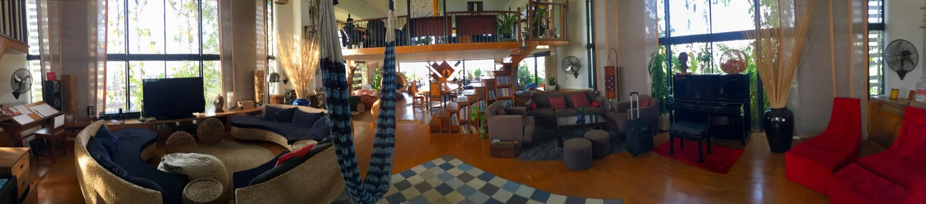 panoramic-photo-open-space-penthouse-cambodia-apartment-for-rent.jpg