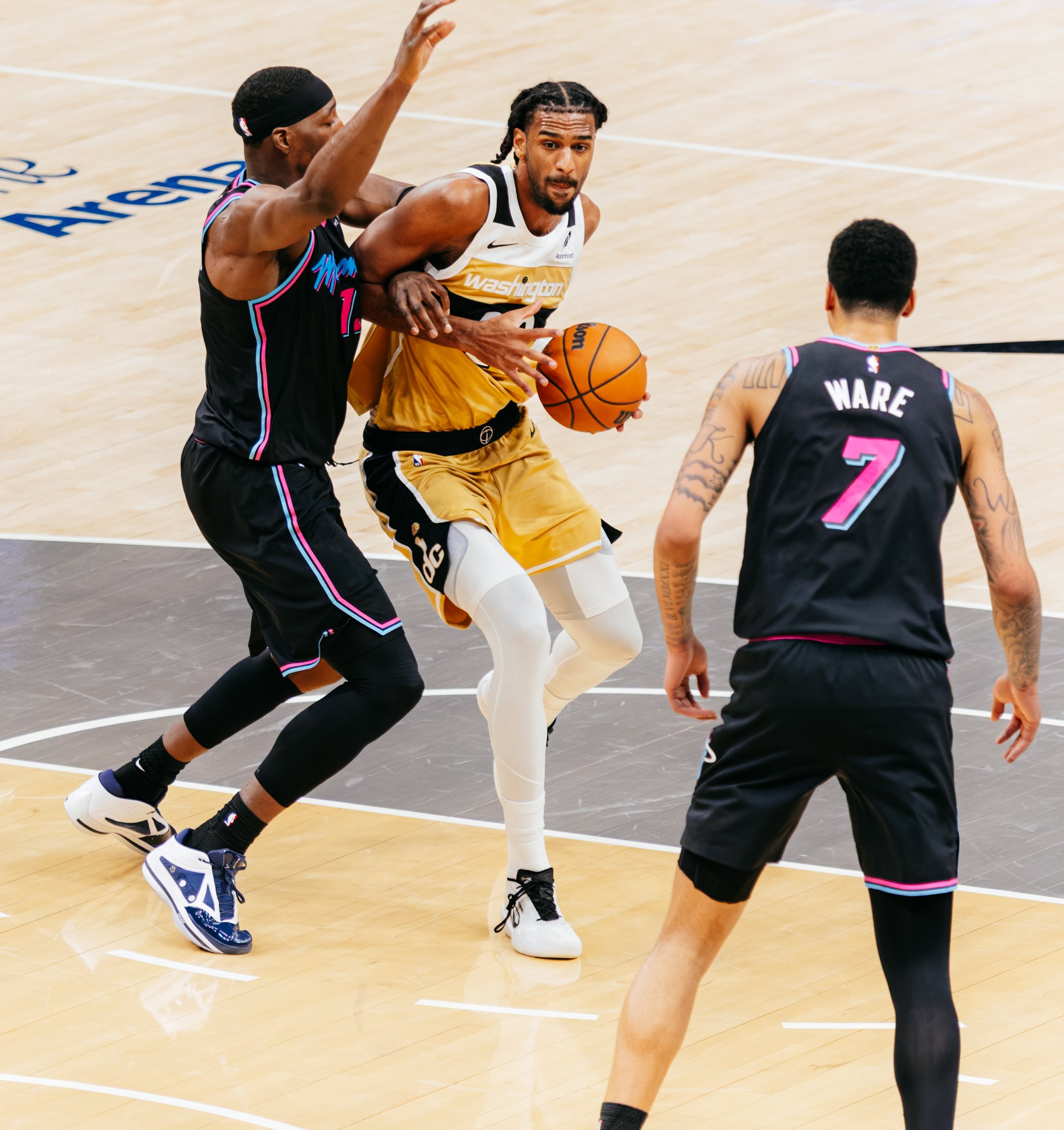 20260208-DxO_DeepPRIME XD2s03767Wiz v Heat.jpg