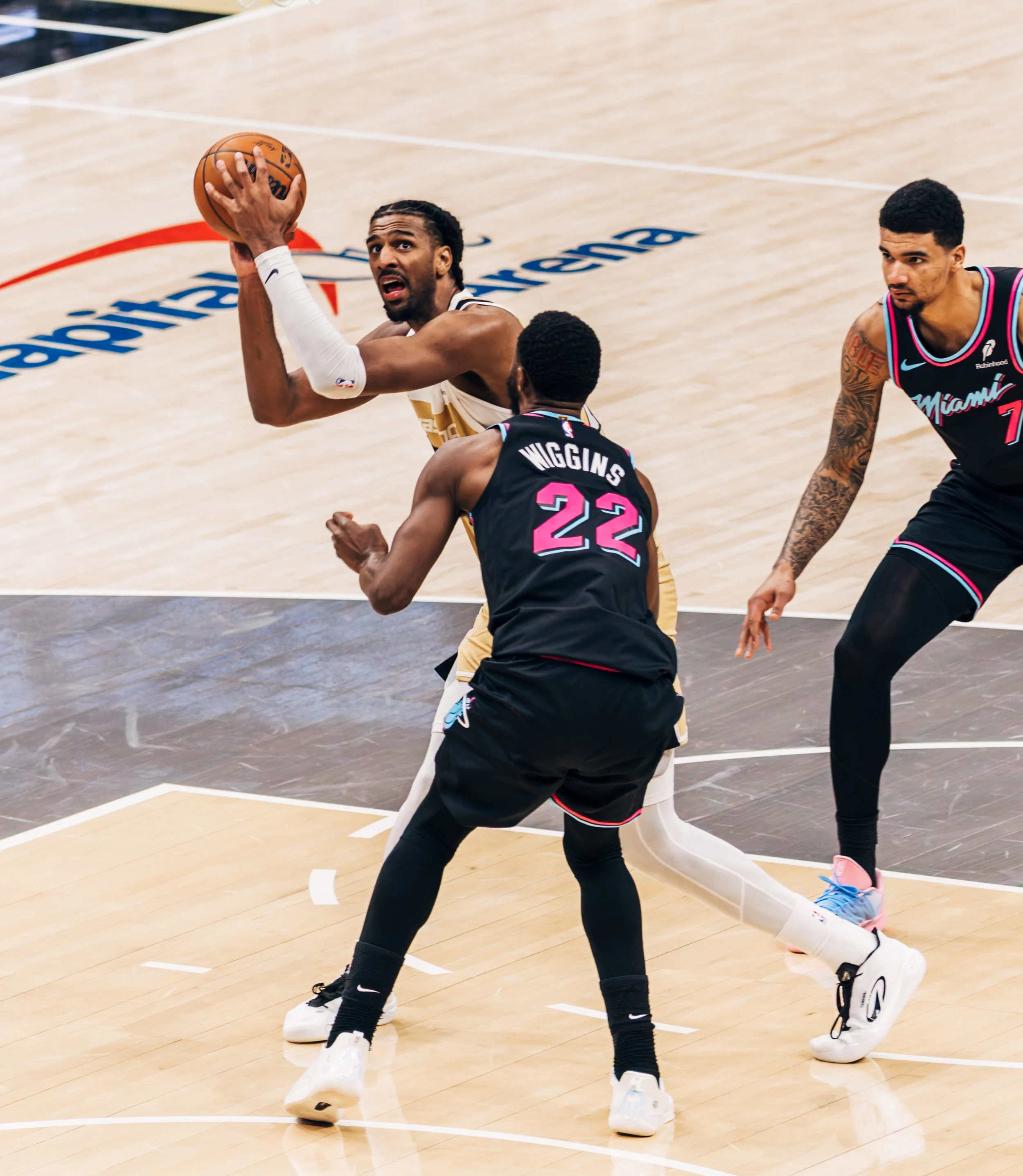 20260208-DxO_DeepPRIME XD2s02795Wiz v Heat.jpg