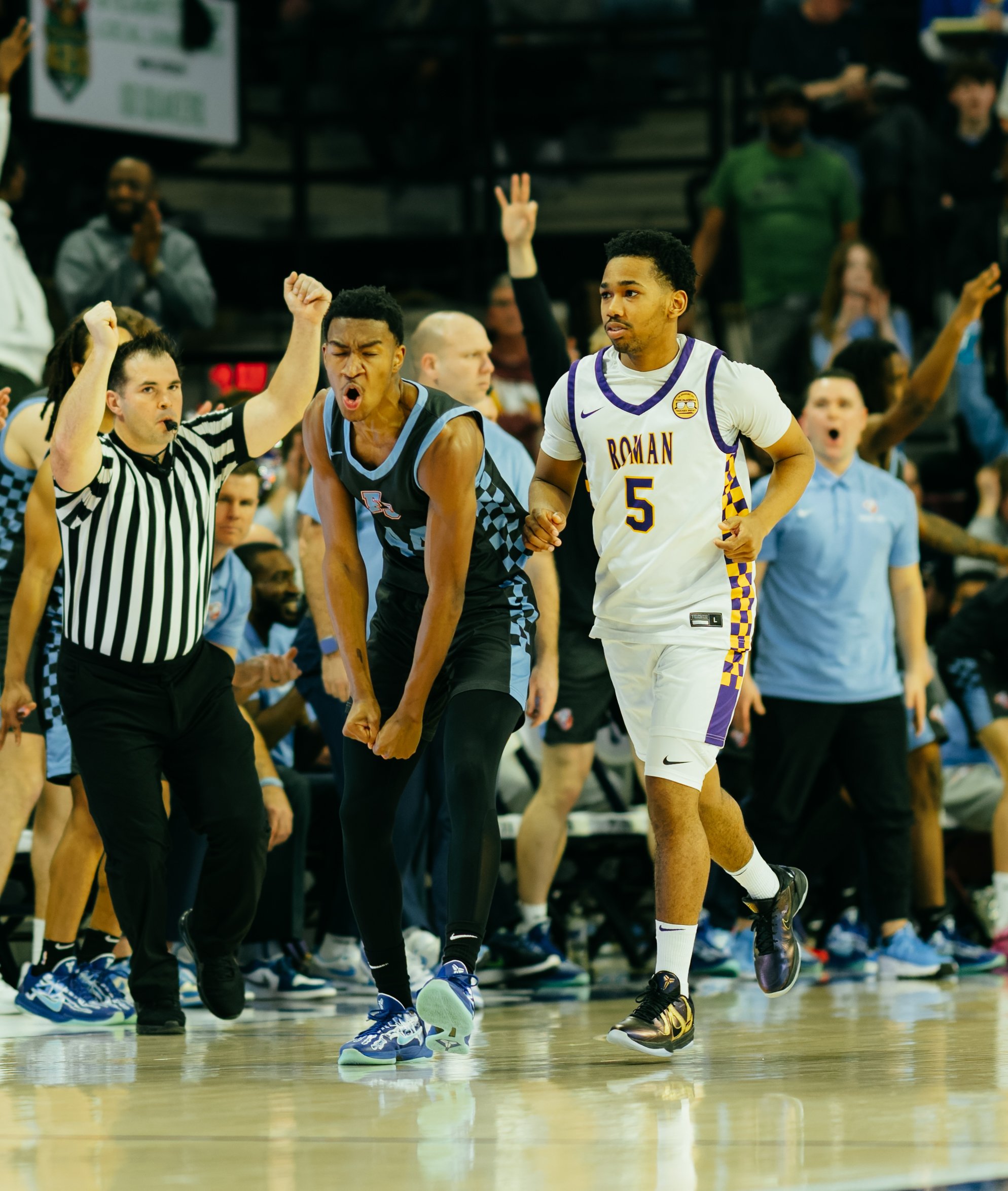 FJ V ROMAN FINALDxO_DeepPRIME XD2s_S3A1290-1.jpg