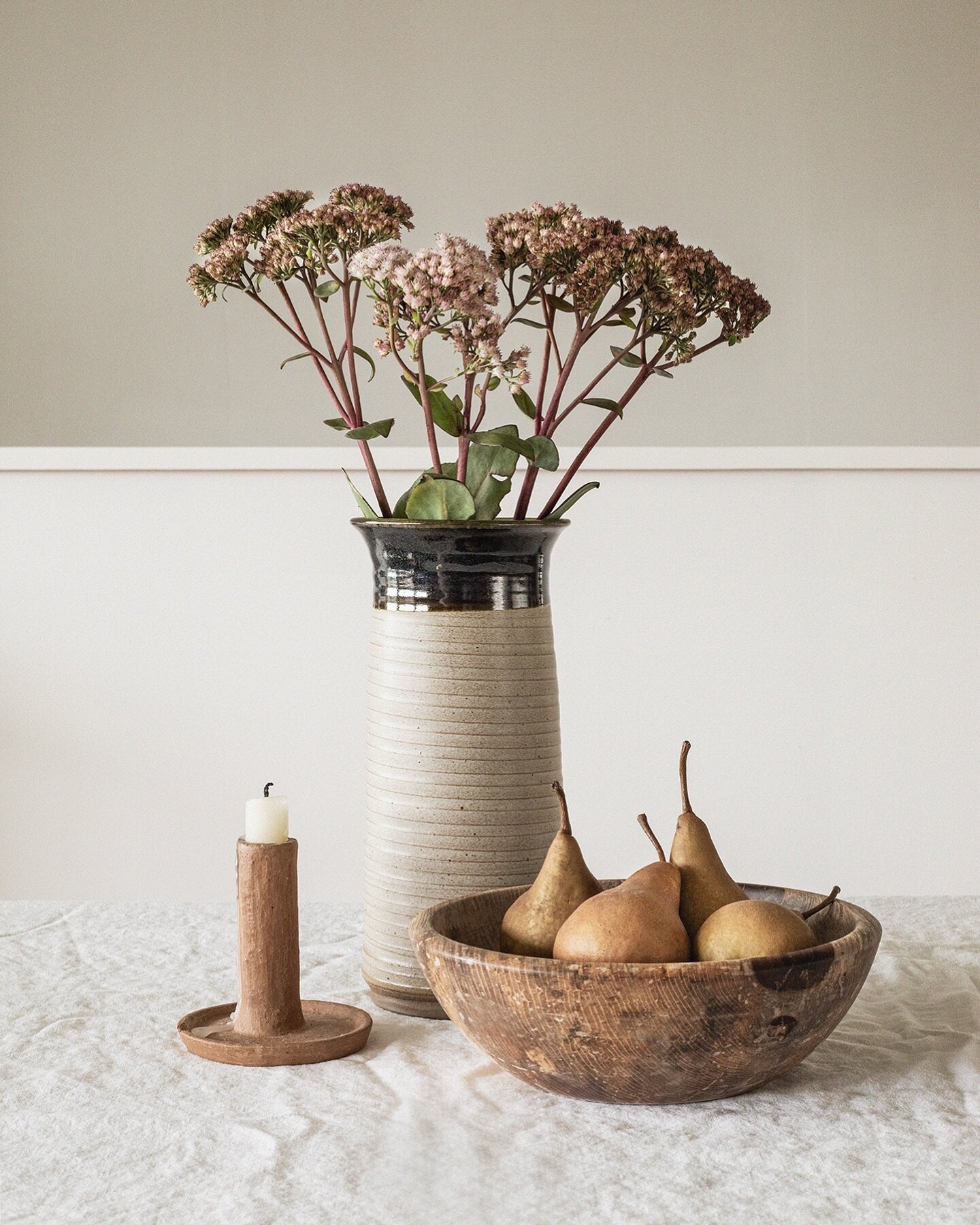 Pear season 🍐 🍂 

#onmytable #tabletop #slowliving #autumntable #decor #interior #slowhome