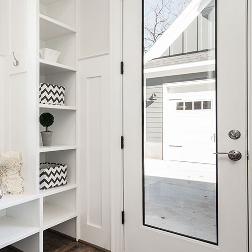 Rose-Costello-organize-your-life-mudroom.jpg