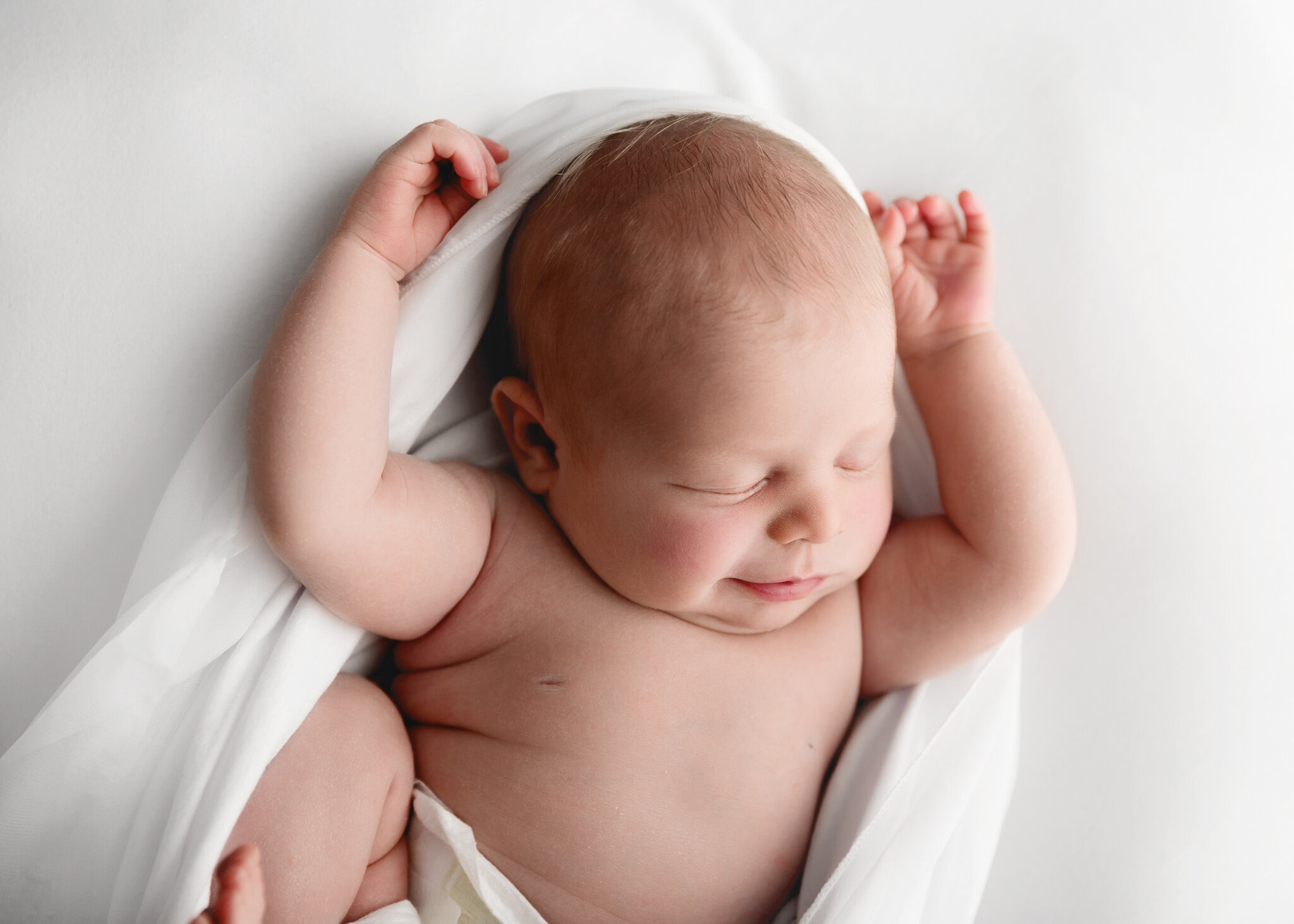 natural newborn photographer aberdeen