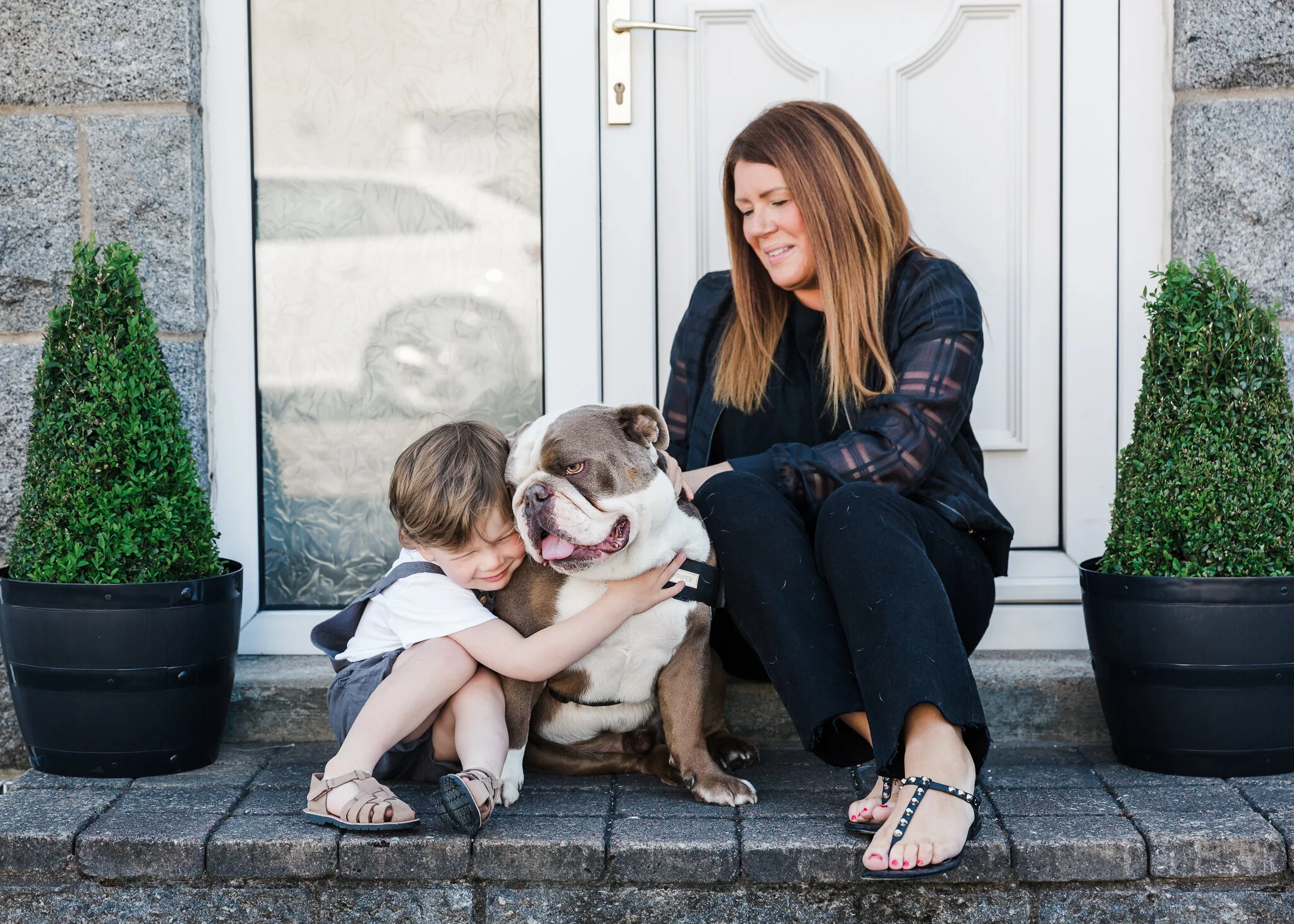 THE FRONT STEPS PROJECT DOORSTEP PORTRAITS ABERDEEN — Lauren Shepherd