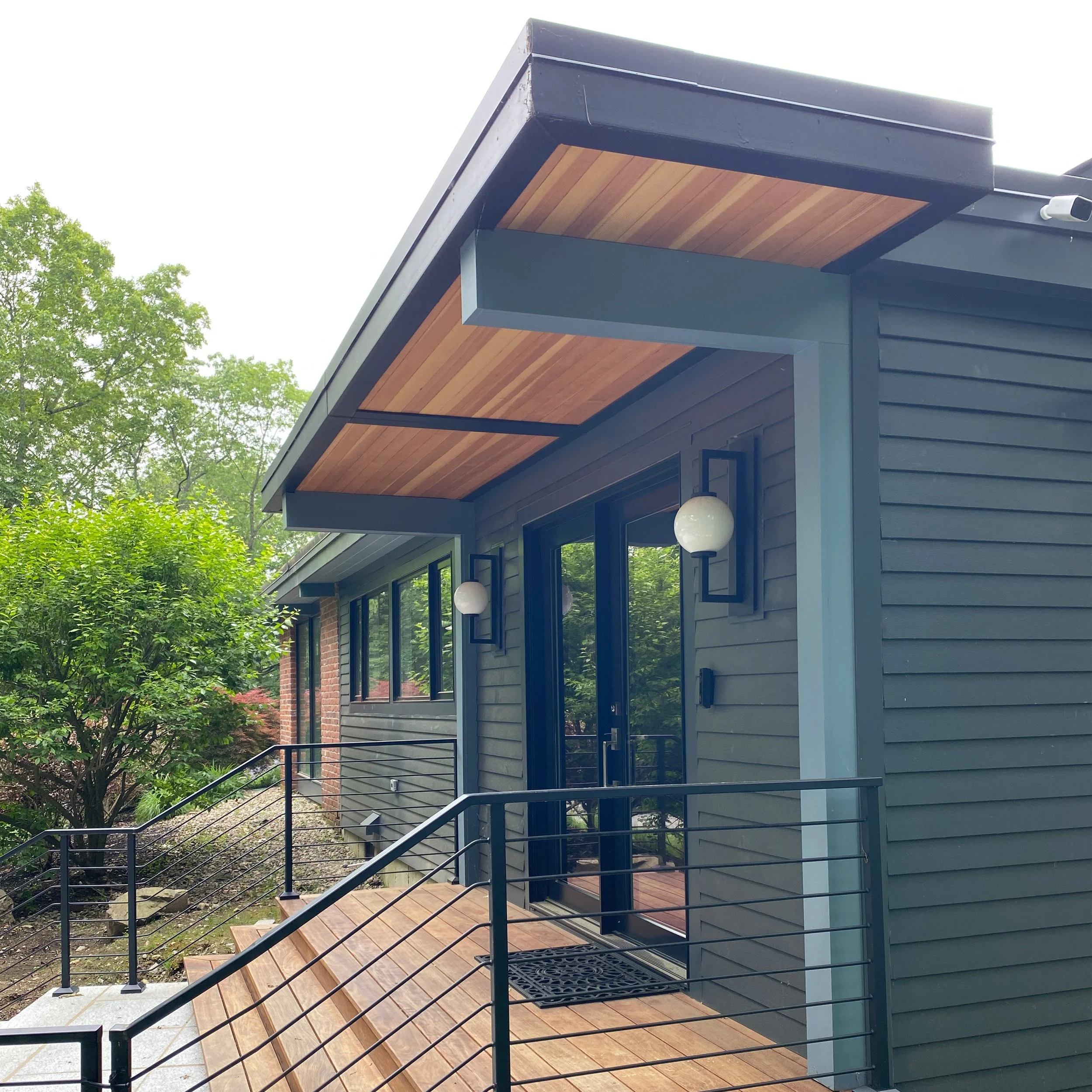 SIDE ENTRANCE.jpg