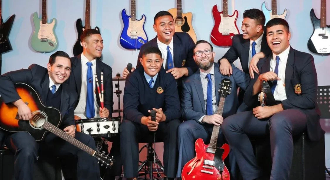 Photo: https://twitter.com/pbhsofficial