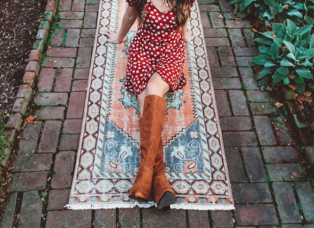 Winding down from day 2 of 6 at work with some wine and Home Alone on 📺 🎄 .
.
Dm for deets on this pretty runner rug! Photo by @theolivebranchandcompany /dress @tjmaxx  boots @marc.fisher via @nordstromrack .
.
#calihomevibes 
#finditstyleit 
#home