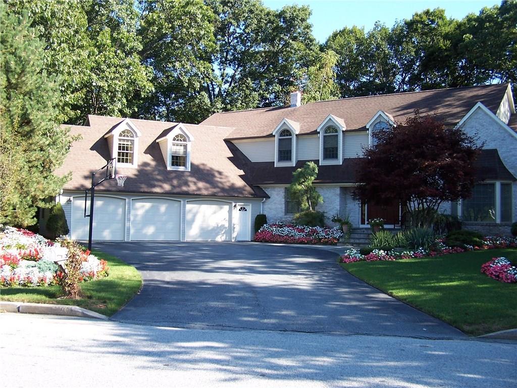 Blossoms: 175 Hines Farm Road