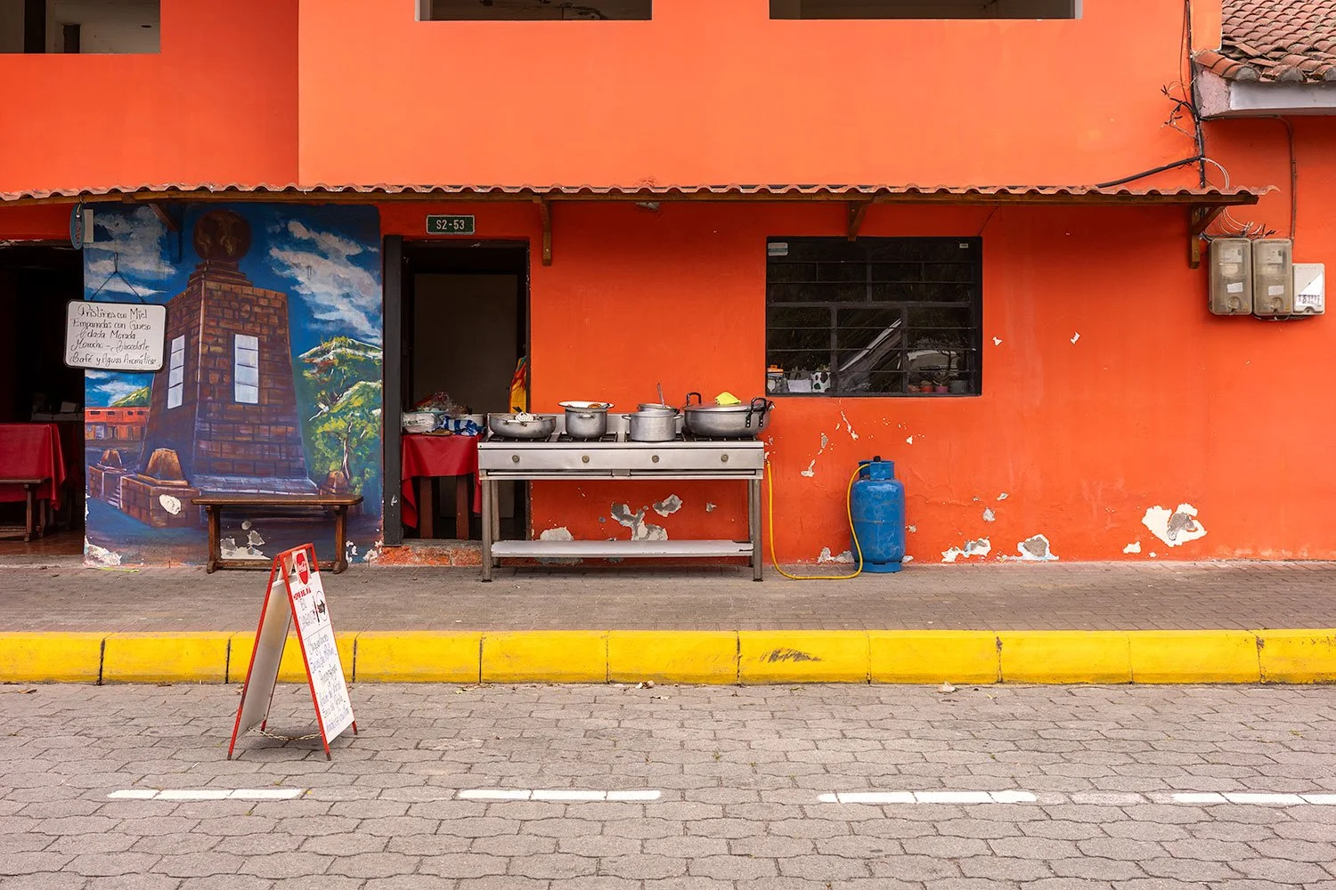 Street Kitchen (Click to Explore)