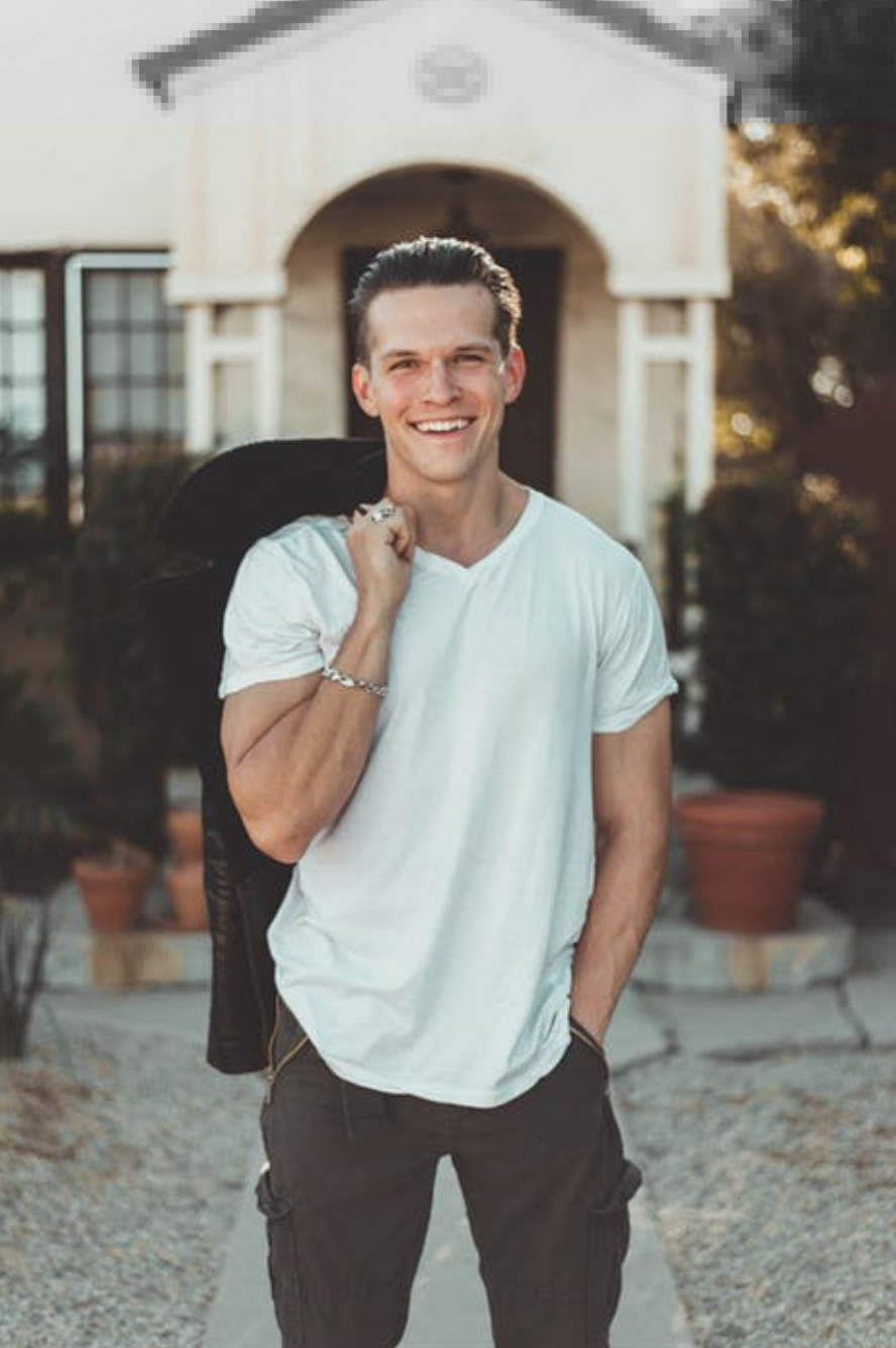 Carlos Ramirez: Personal Trainer in Venice, CA Hi, there! It's an honor to be of assistance to your daily routine. As a personal trainer, I hear stories from my clients every day about how hard it is to keep a healthy diet with their busy schedules. I'm used to helping people build their muscles, but I'm stoked to be able to use my muscles (jaw muscles, specifically:) to help others keep their diet in shape. 