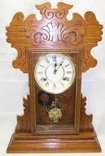 Waterbury Parlor clock model “Newburgh” dated 1893.