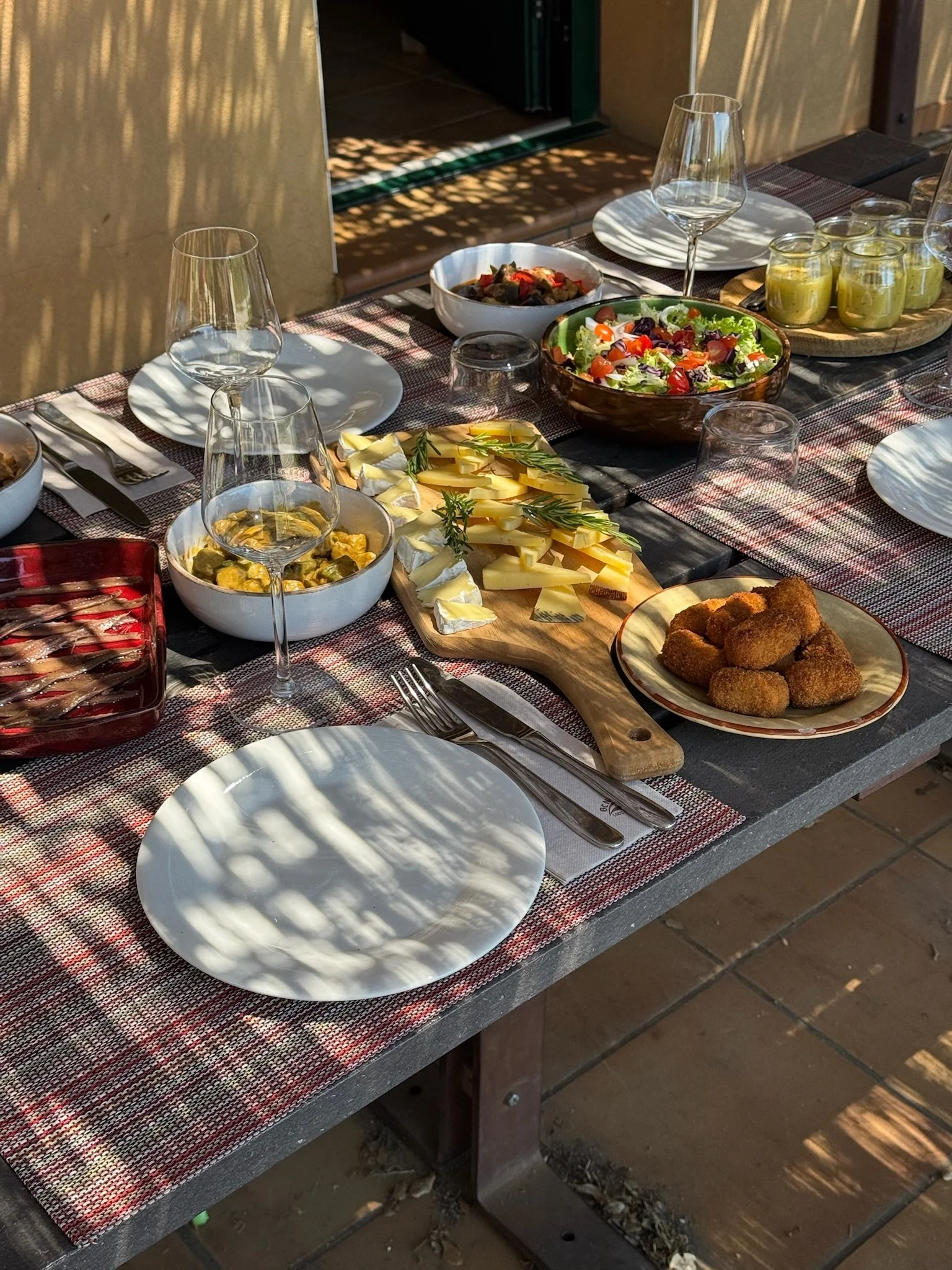 La Vinyeta Catered Spread.JPG
