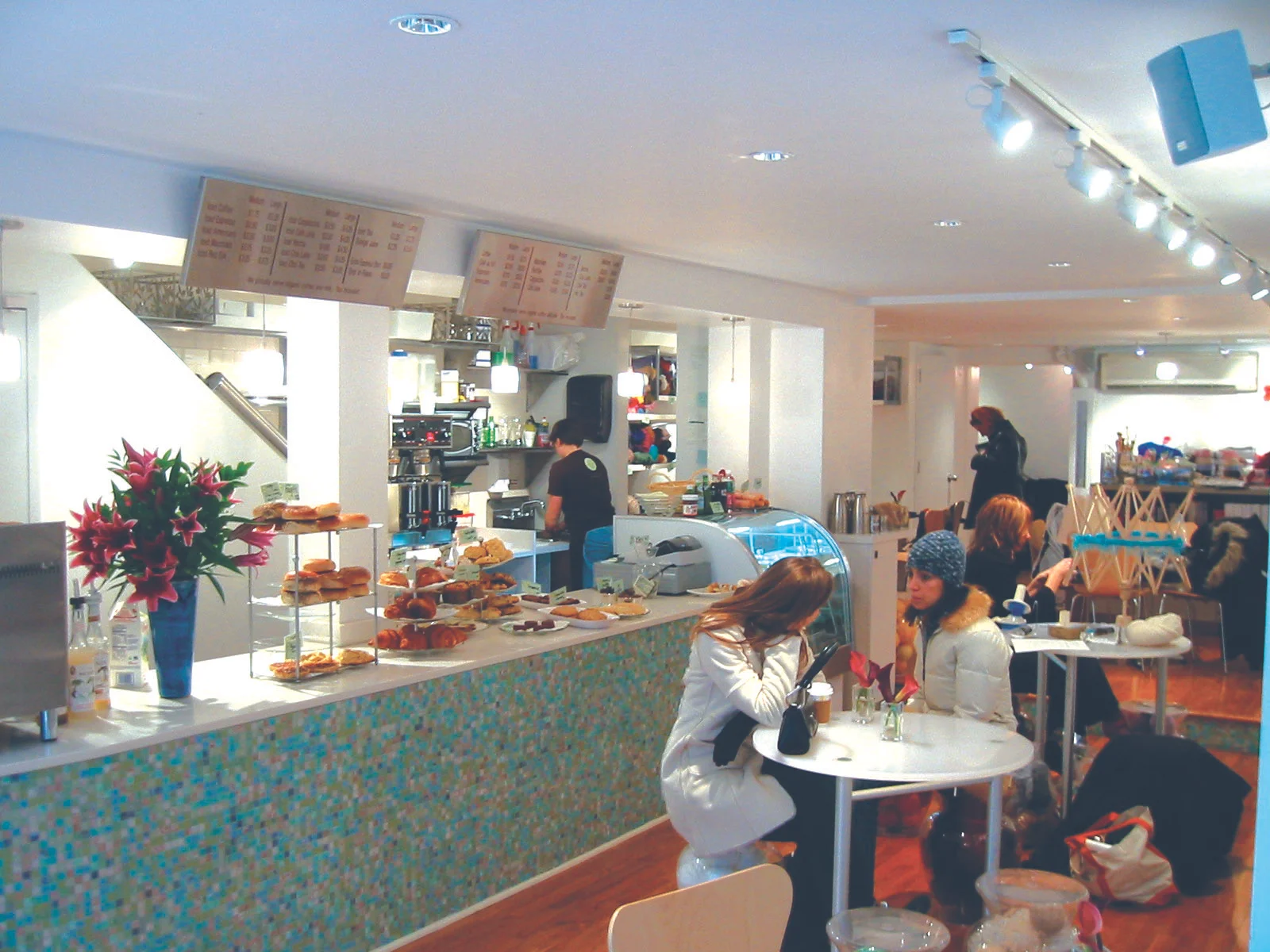 cafe01.jpg