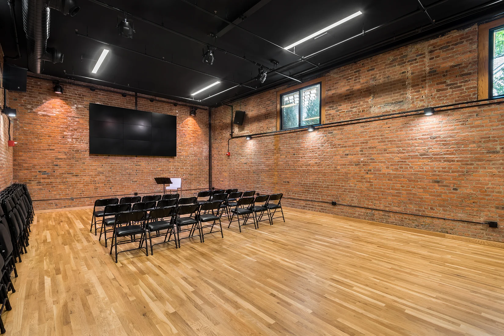 SUKDesign_Theatre_3.jpg