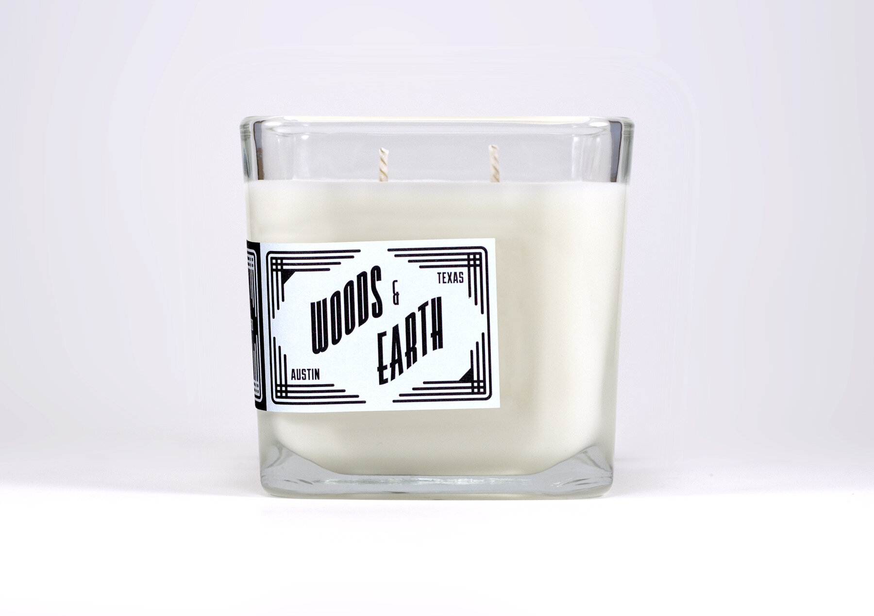 woods-earth-candle-front.jpg