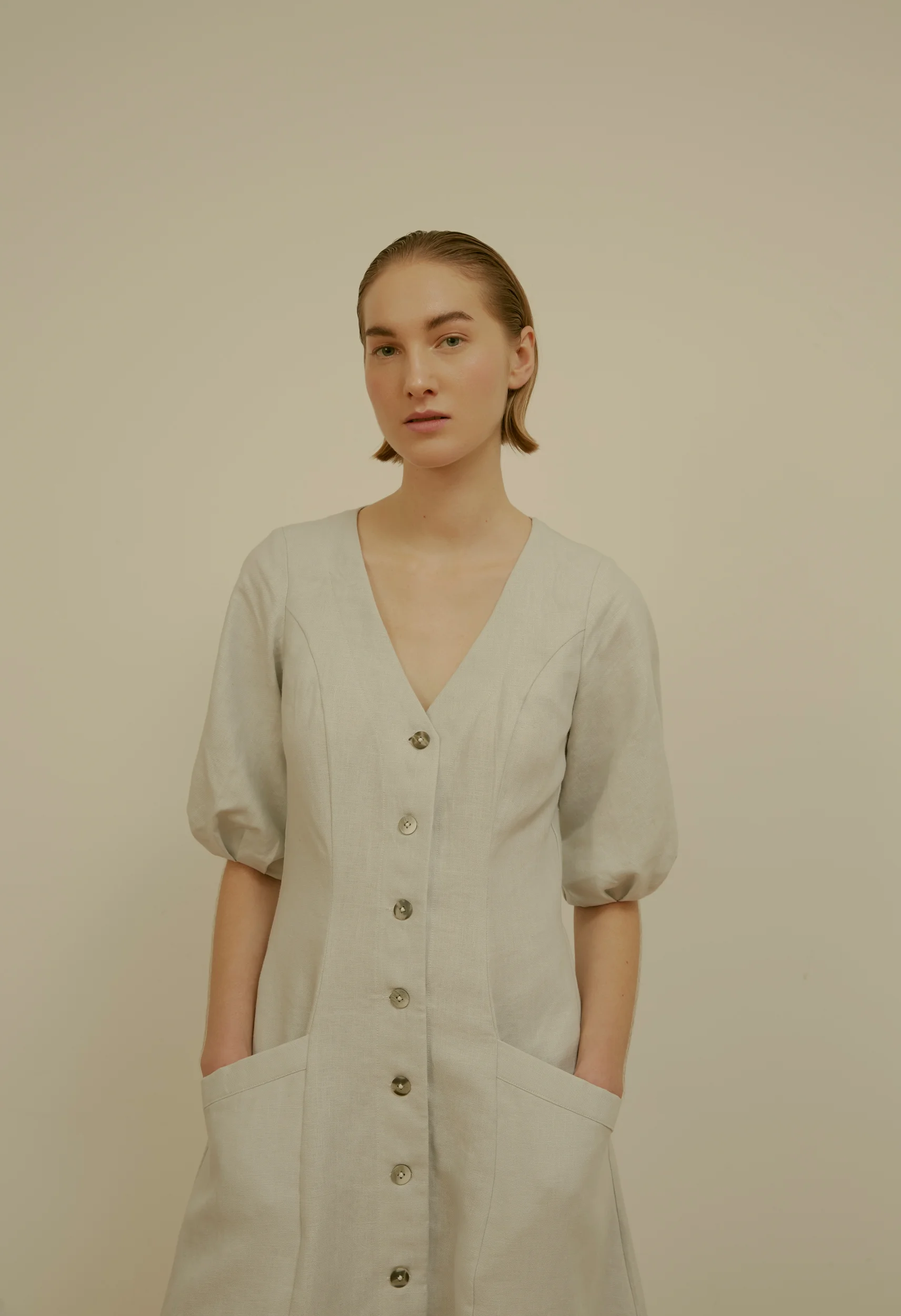 31 CHAPEL LANE IRISH LINEN CLEO DRESS BUTTON UP AND BALLOON SLEEVES GREY WHITE MADE IN IRELAND