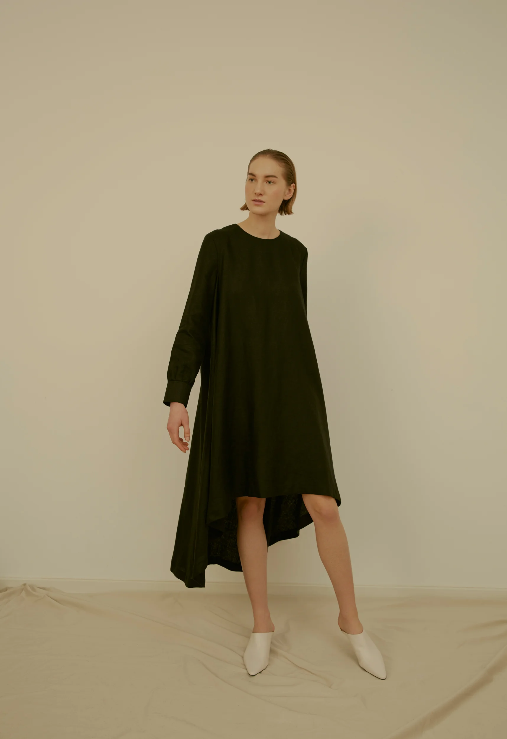 31 CHAPEL LANE IRISH LINEN AMBER LONG DRESS, ONYX BLACK, MADE IN IRELAND
