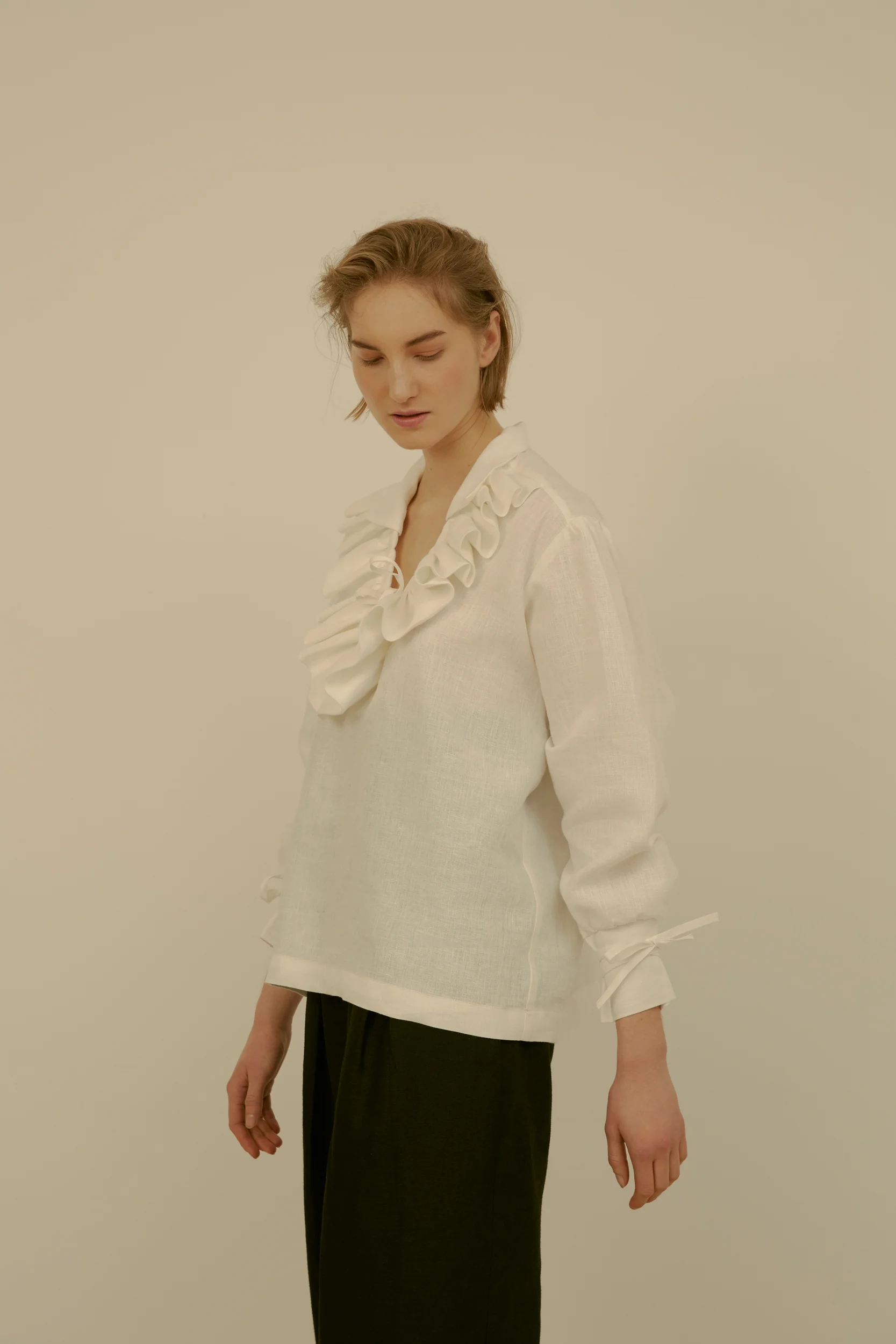 31 CHAPEL LANE IRISH LINEN MORGAN SHIRT WITH RUFFLE COLLAR, MILK WHITE, MADE IN IRELAND