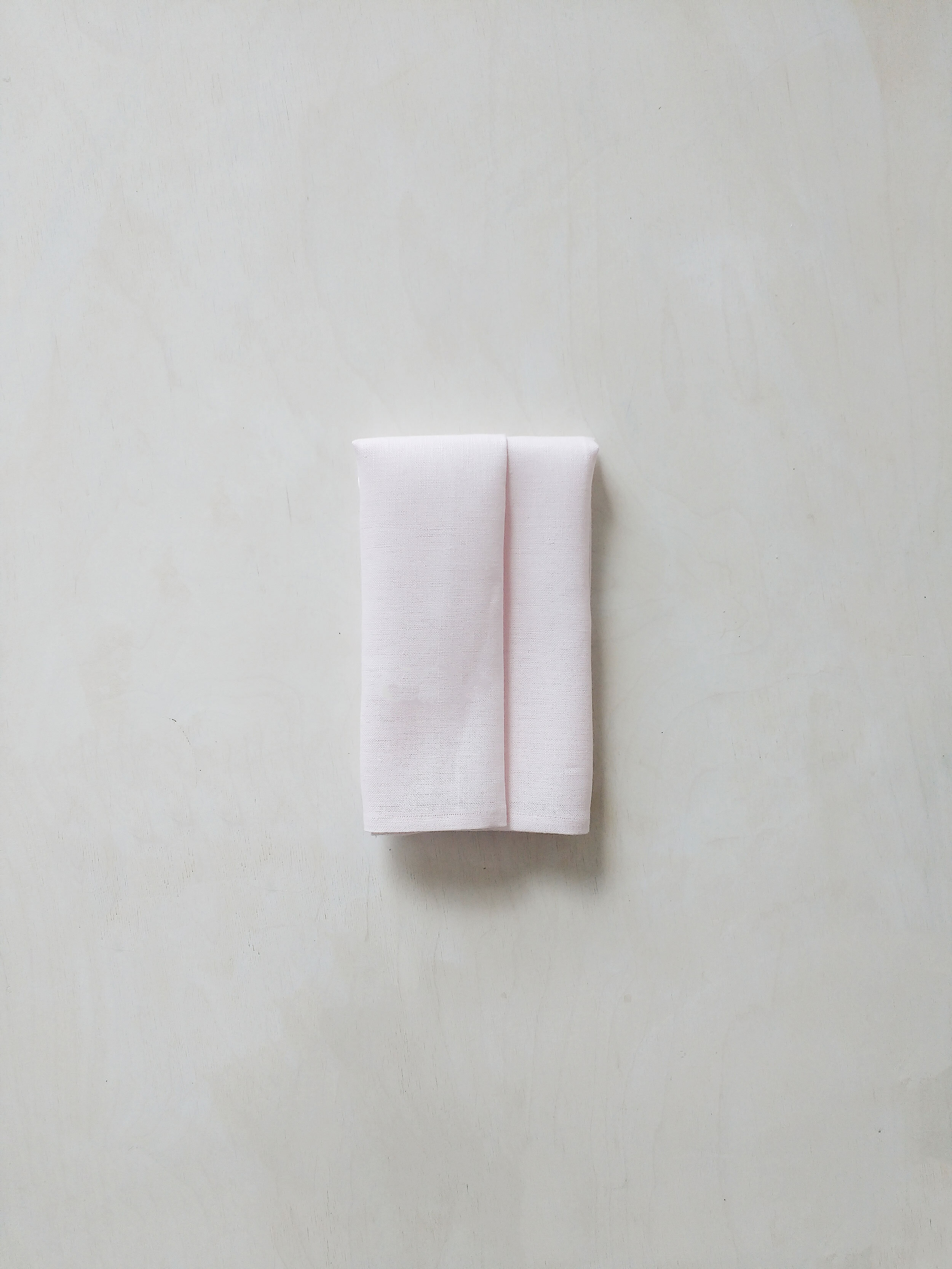 31ChapelLane_Irish-Linen-Napkin_Linen-Napkin_Made-In-Ireland_BLUSH_1_2500PX.jpg