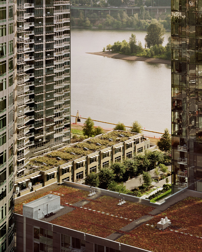 X011_Riva (looking East) - Portland, OR August 2012.jpg