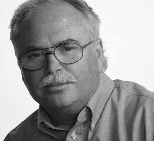 Headshot of Patrick VanDusen.