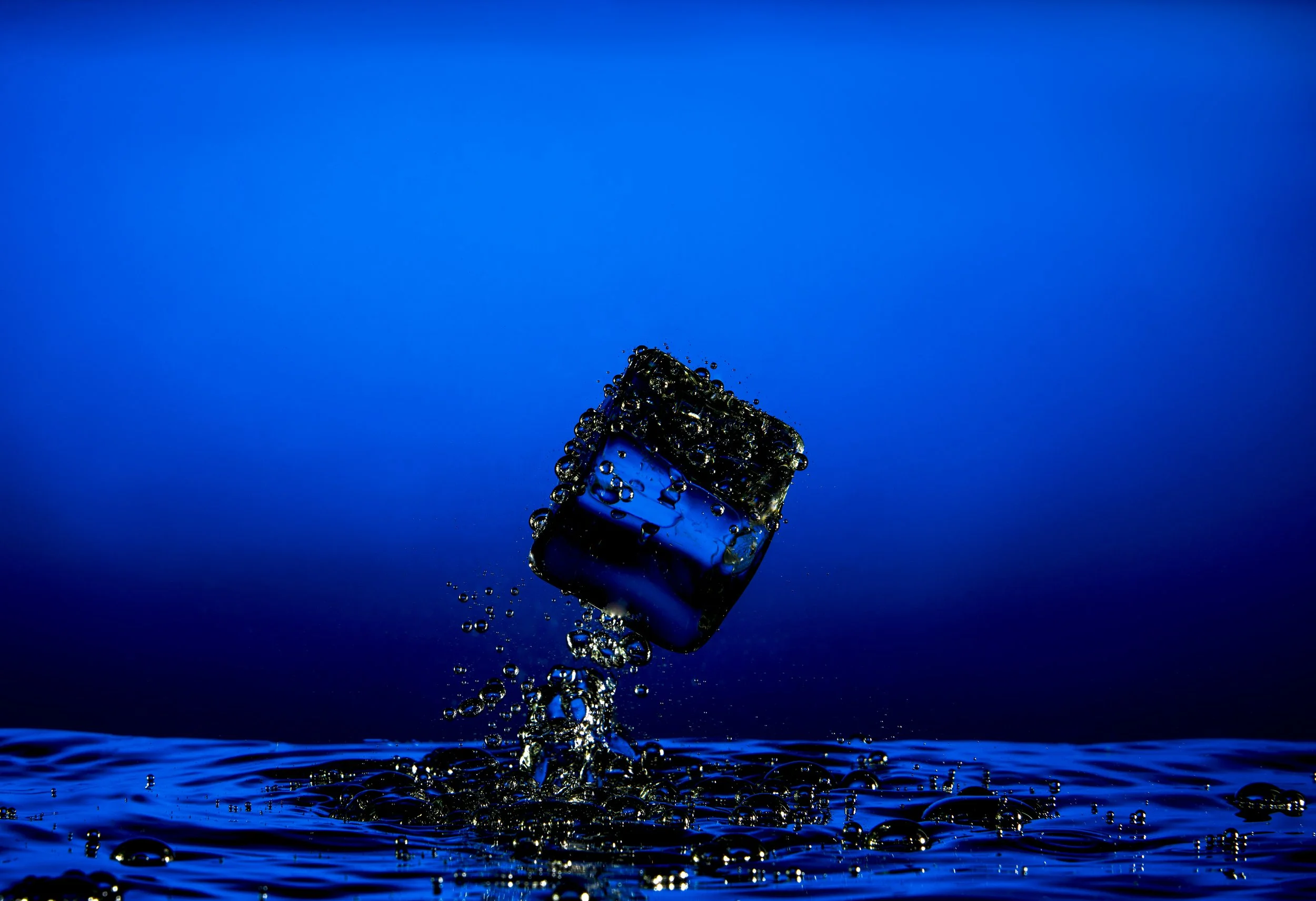 Ice Cube Innter Reflection00652 copy.jpg