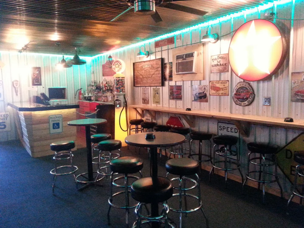 Bar photo 2
