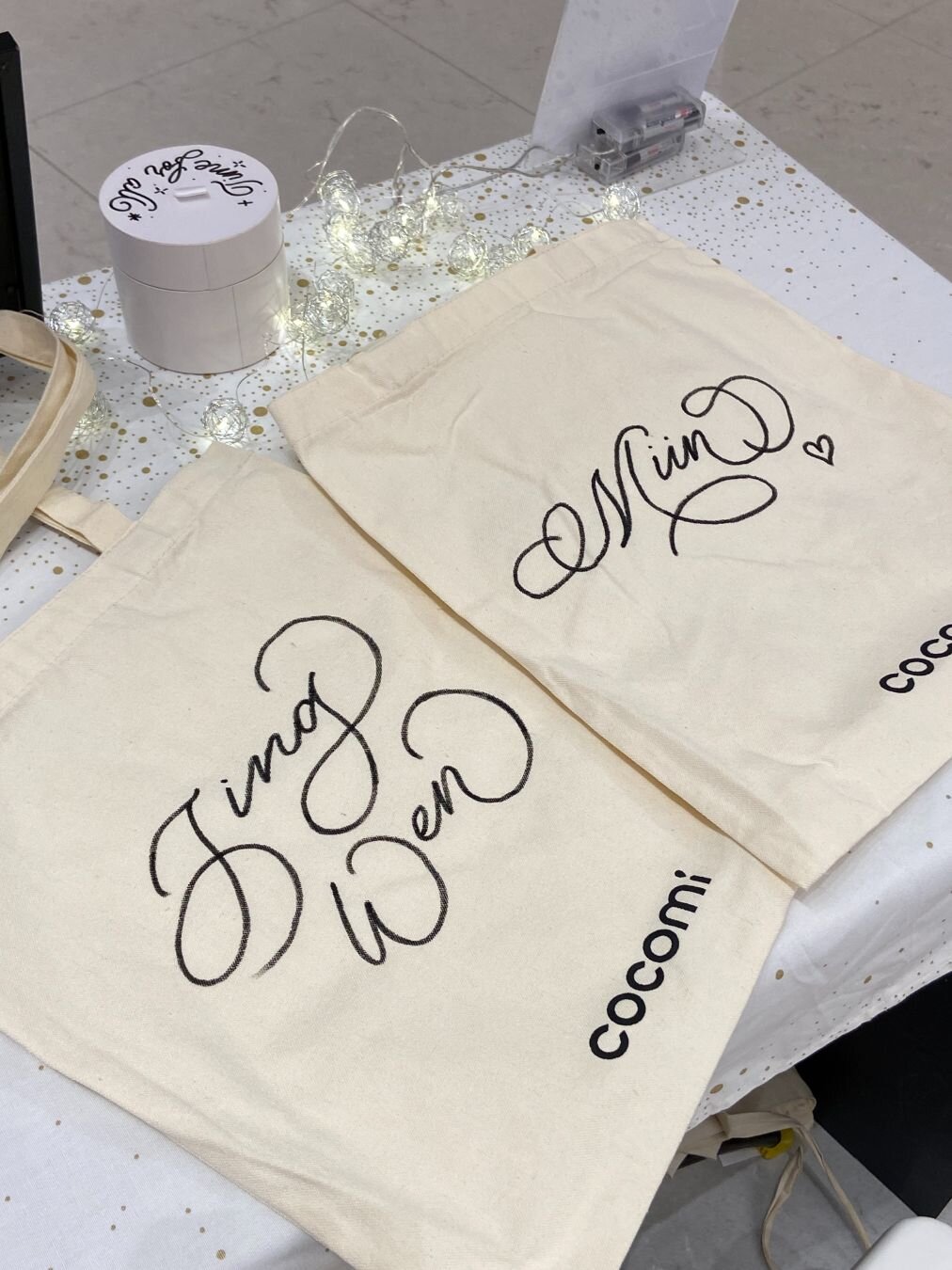 COCOMI Live Calligraphy Tote Bag Customisation - Leah Design16.jpg
