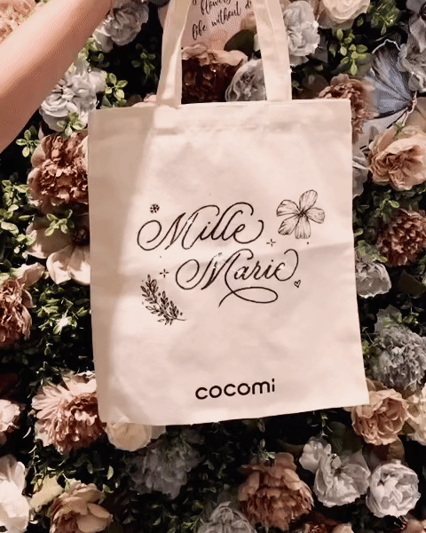 COCOMI Live Calligraphy Tote Bag Customisation - Leah Design2.gif