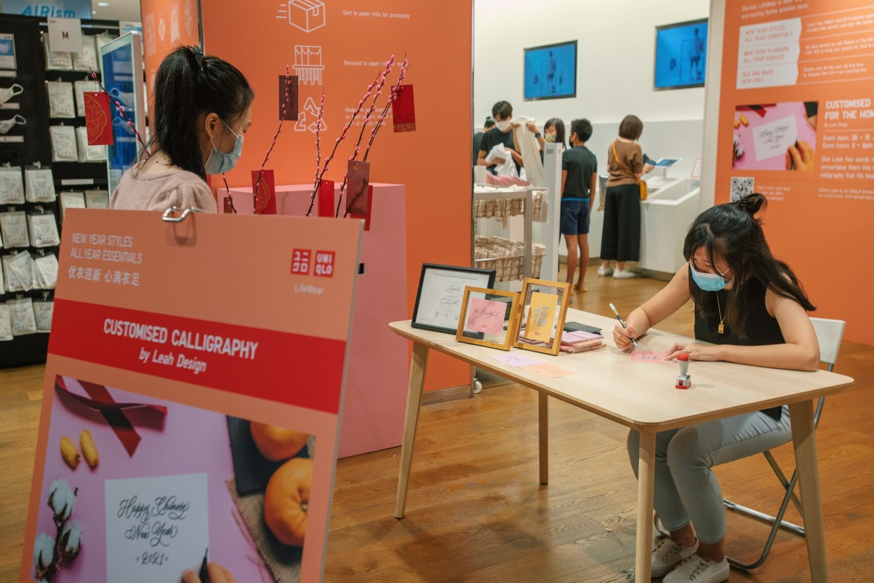 Live Calligraphy Event - Uniqlo - Custom Calligraphy Singapore 9.jpg