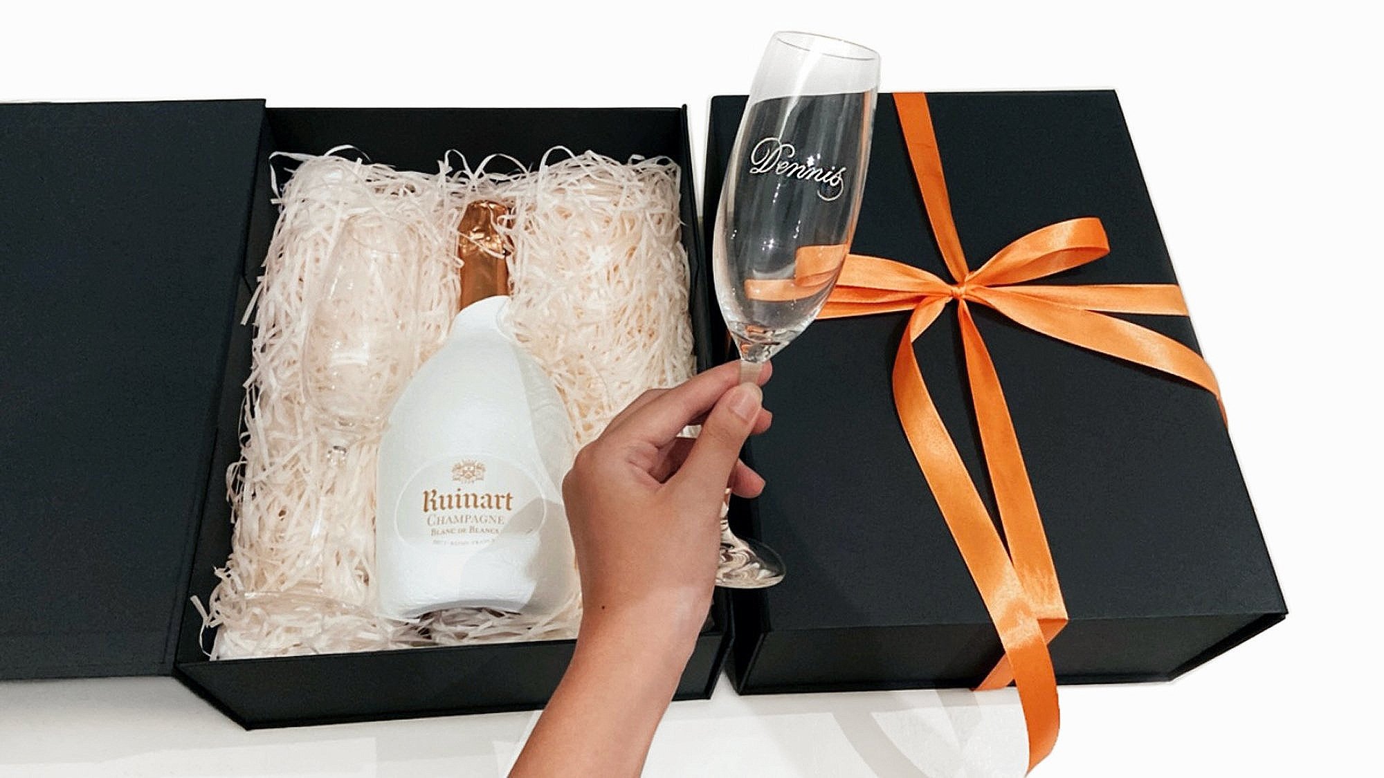 Pure Storage | Ruinart Second Skin Blanc de Blancs Champagne & Personalised Champagne Flutes Gift Box Sets