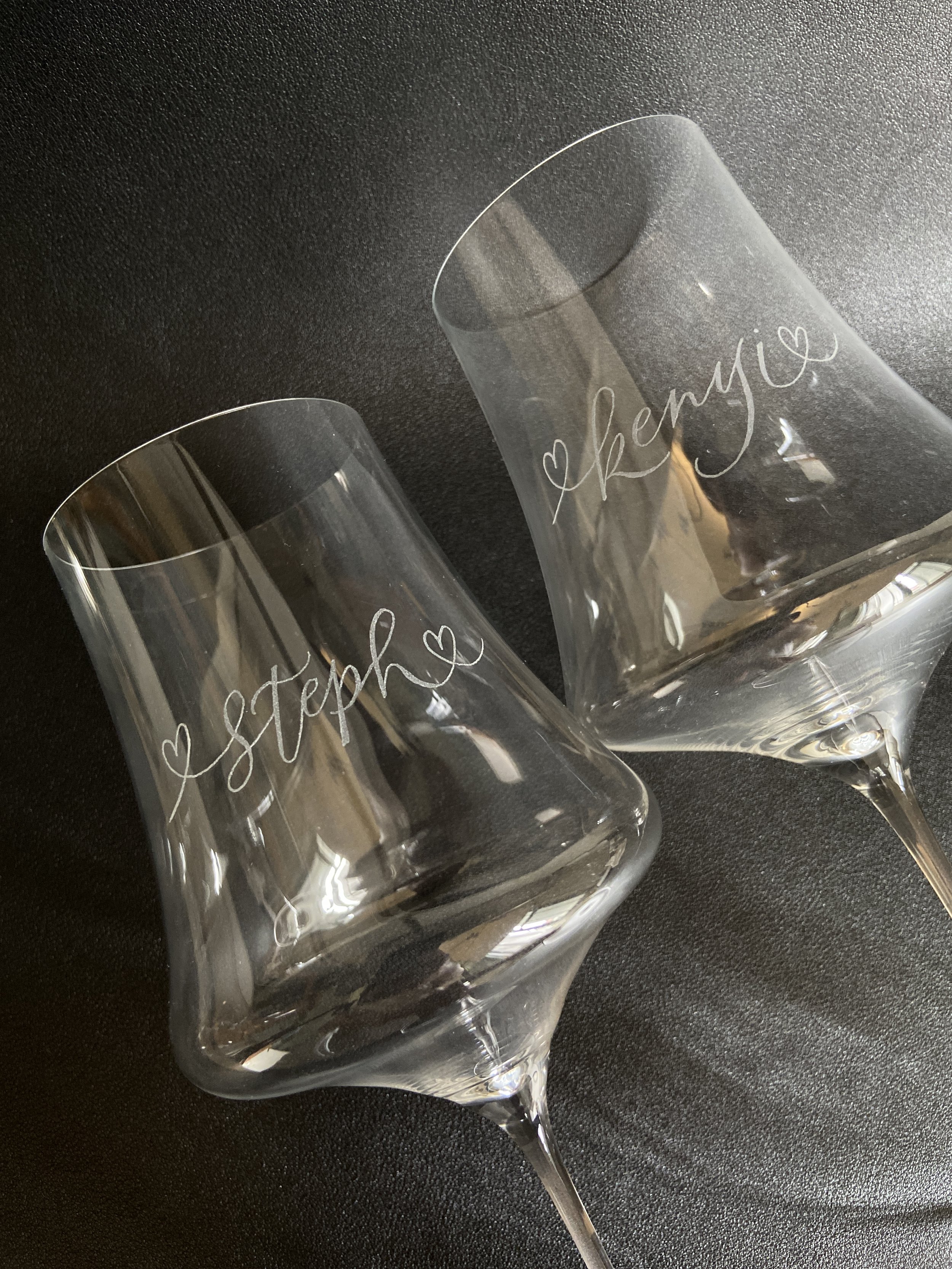 Calligraphy Engraved Wedding Anniversary Rovini Wine Glass Set