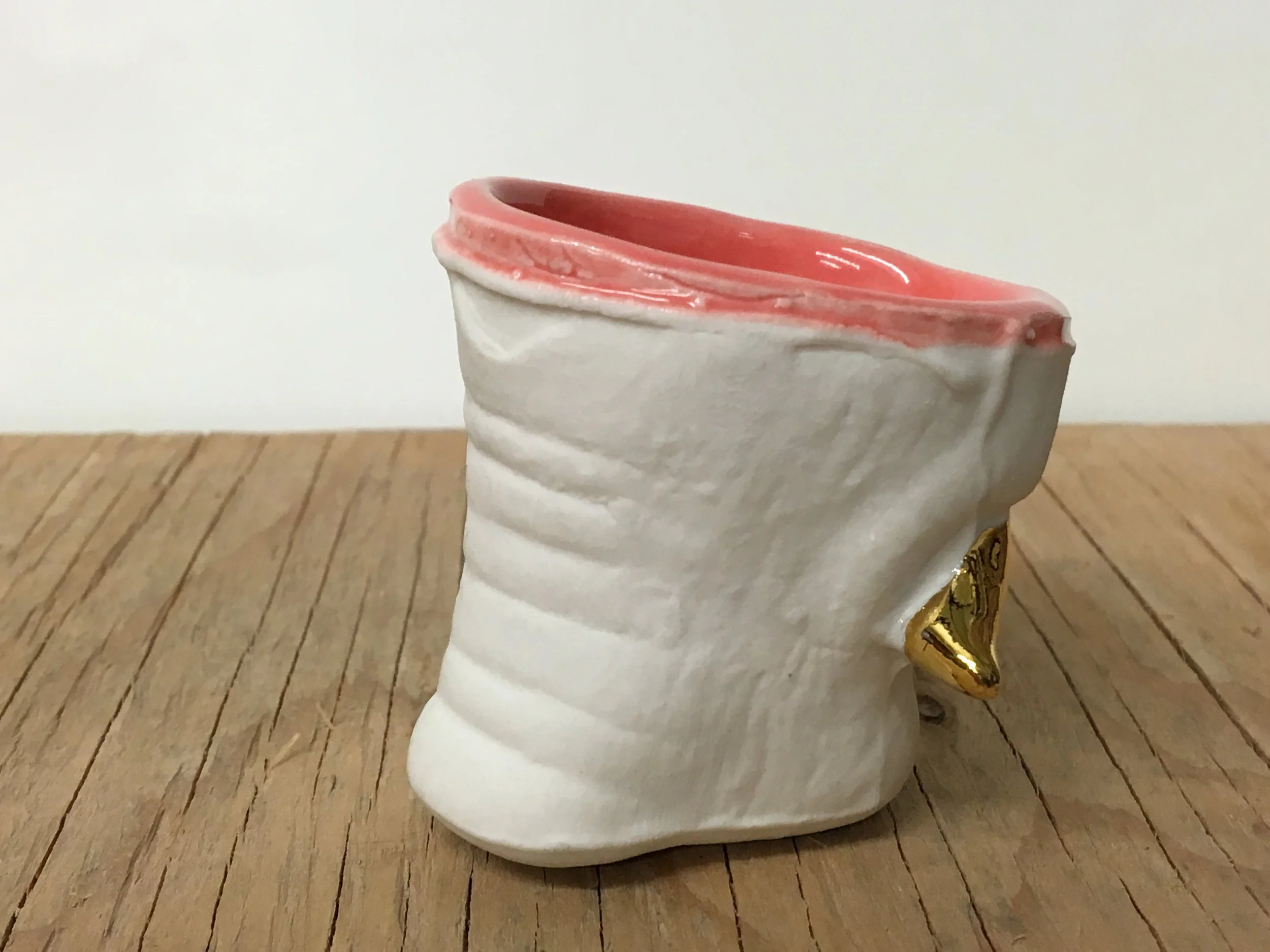 TommyFrank-Tour_de_Clay-snout_sipper_pink_on_white.JPG