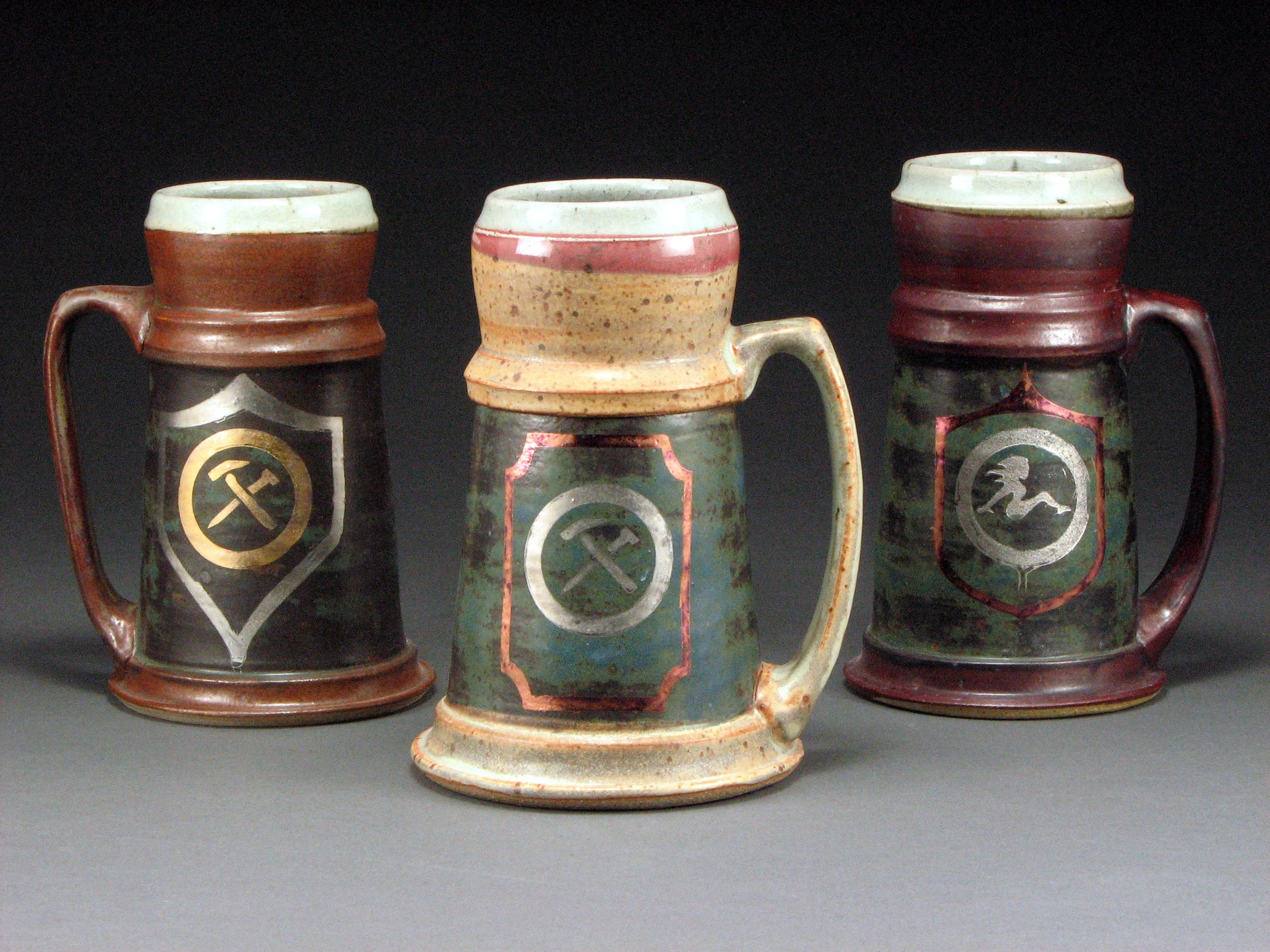 Frank_Tommy15_Steins_9in tallest_2007.jpg