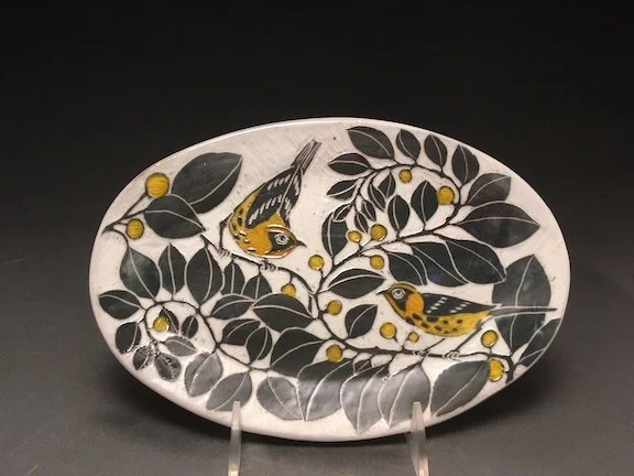 Glynnis Lessing - oval bird plate copy.JPG