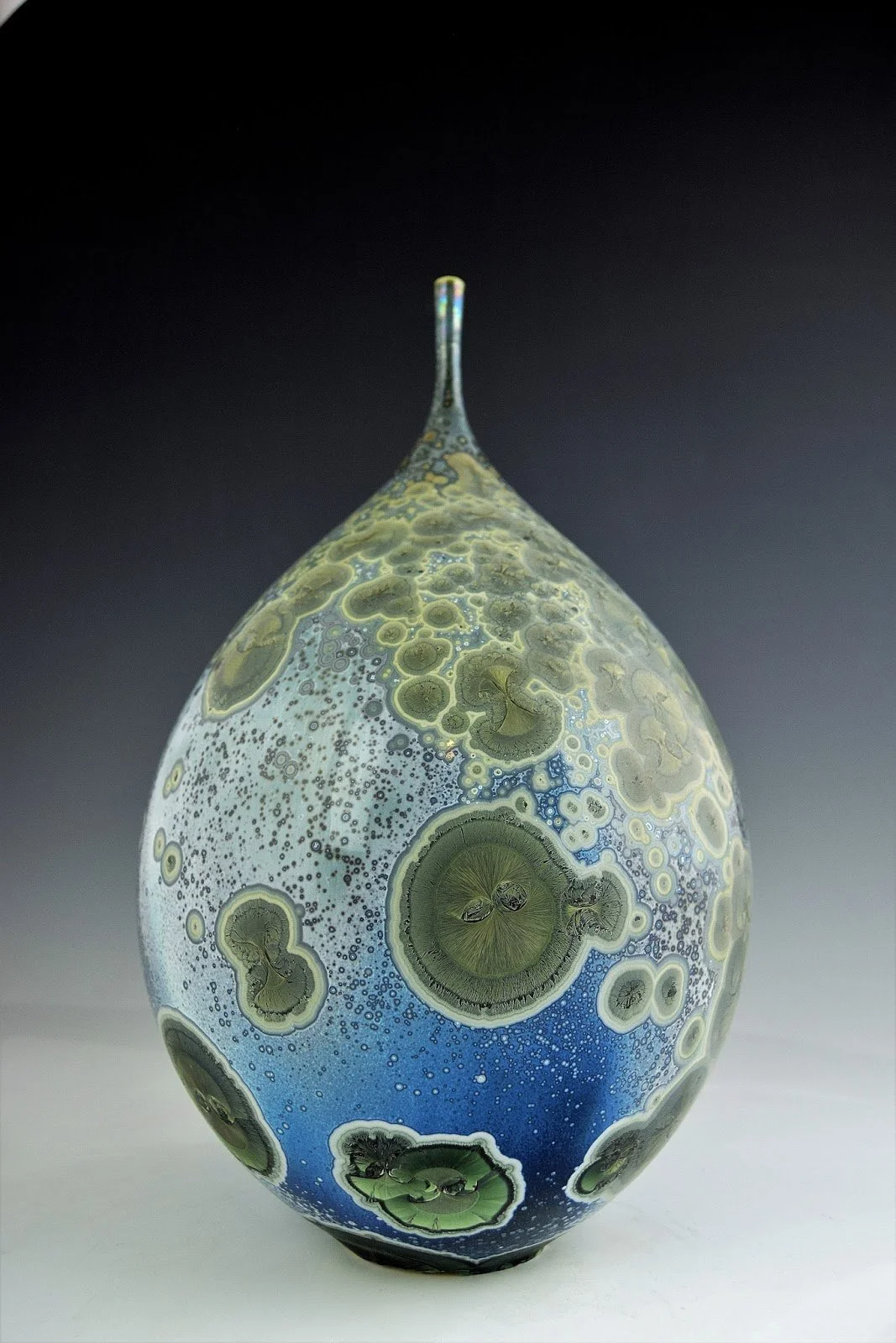 Jose Mariscal blue and green.JPG