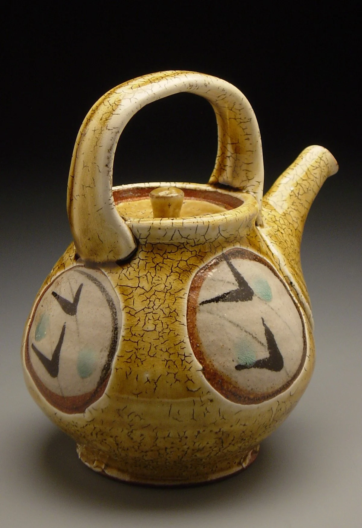 McKenzie Smith - teapot 3.JPG