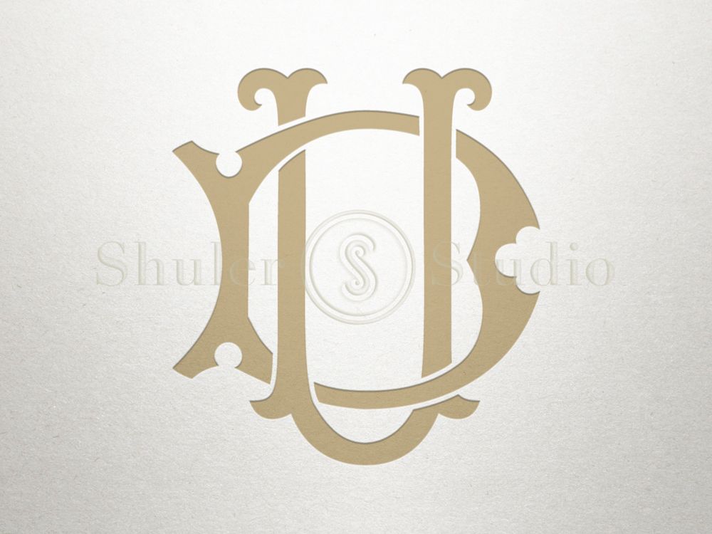 MonogramChicD-U-WM-compressor.jpg