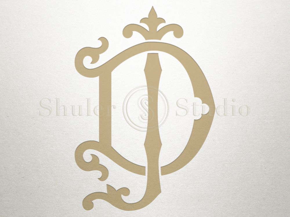 MonogramChicDJ-compressor.jpg