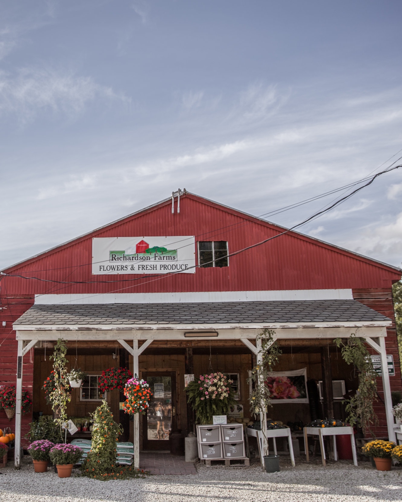 Farm fresh eggs &amp; local ingredients from Richardson’s family farm.