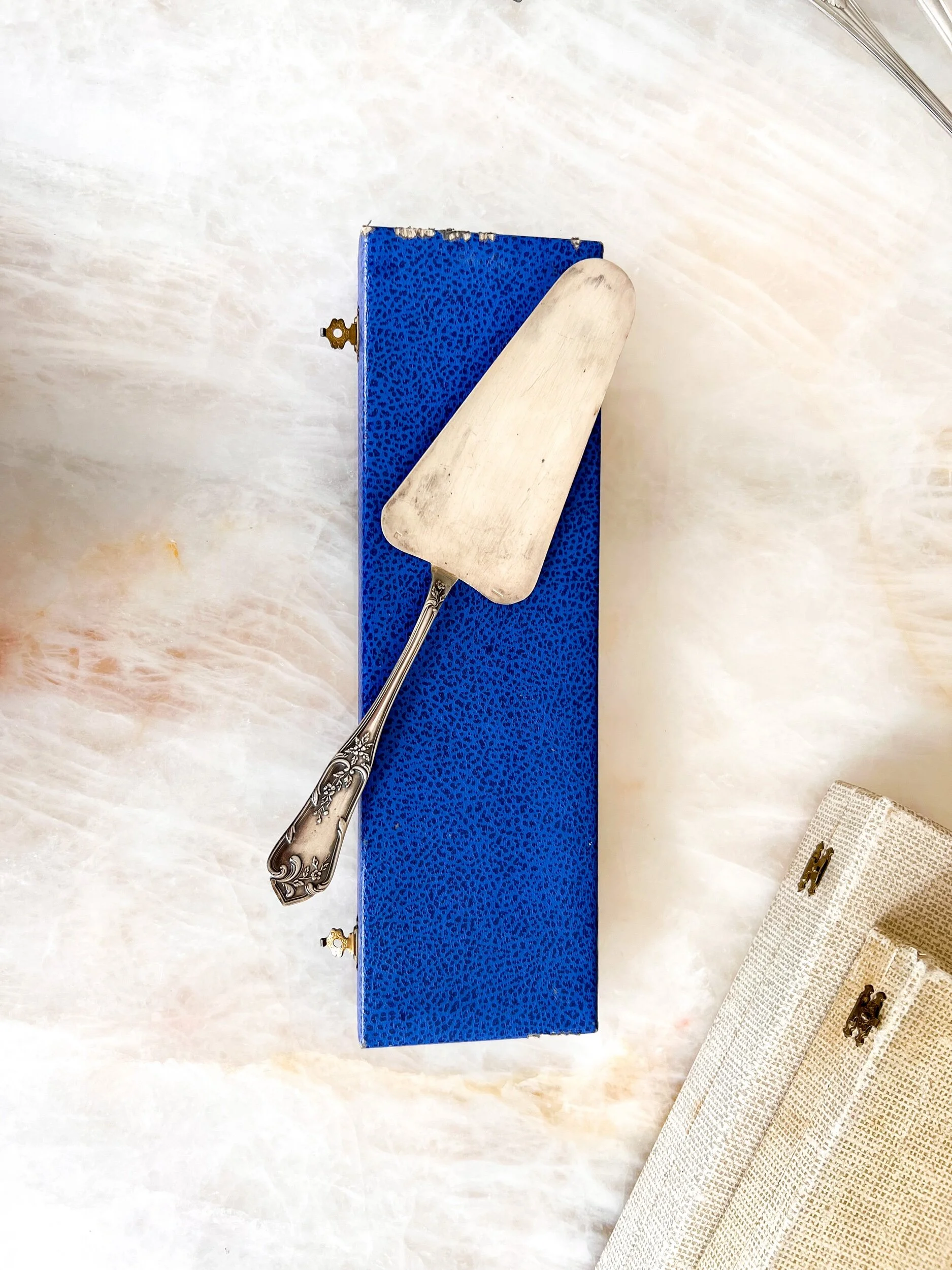 A666E5D4-D136-44E0-B252-06671FC181F2